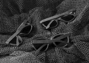 Óculos de sol produzidos a partir de resíduos de redes de pesca. Preço médio R$ 460,00 (Fonte: www.bureo.co).